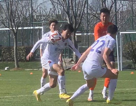 精品国内自产拍在线视频