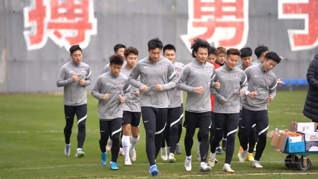 伊人久久综合视频