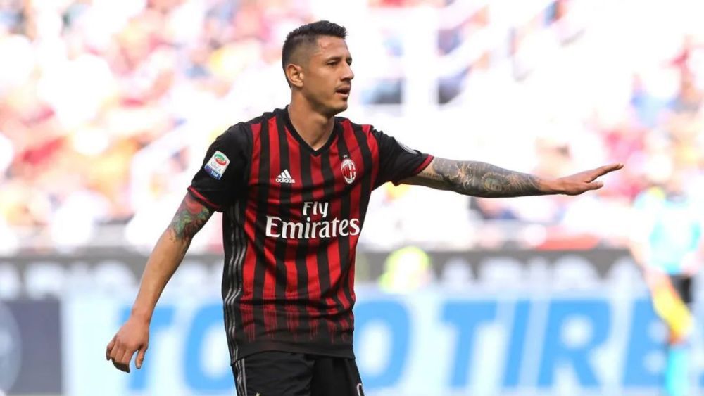 嗮女